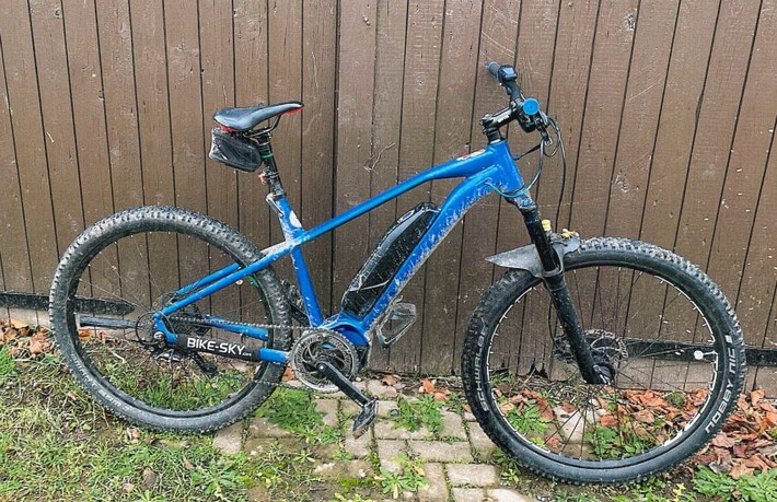 Wer vermisst sein E-Bike? Polizei sucht nach Besitzer in Steinthaleben!