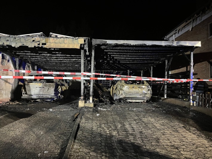 Carports in Schleiden lichterloh brennend – Polizei sucht Brandursache!