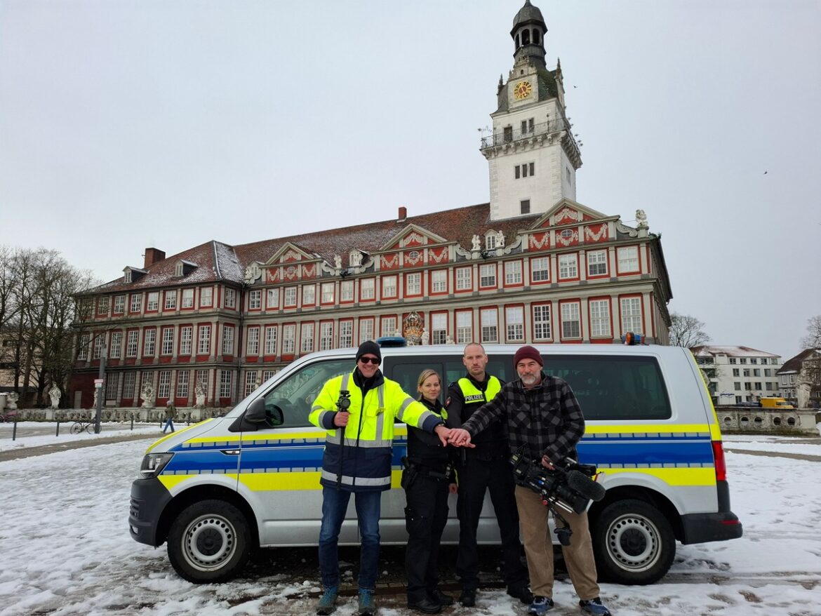 Dokumentation über Polizei Wolfenbüttel: Achtung Kontrolle kommt!