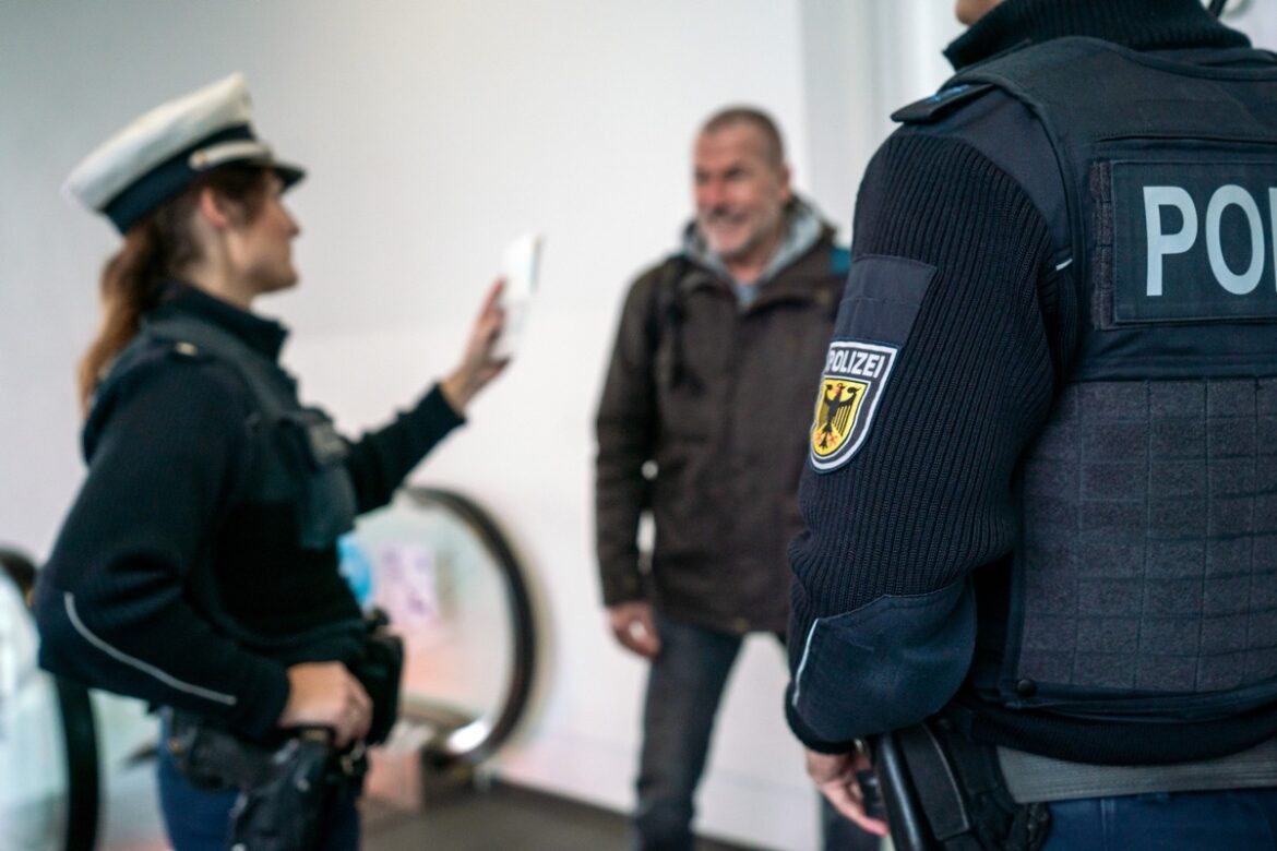 Drogenkurier nach 10 Jahren gefasst: Bundespolizei schlägt zu!