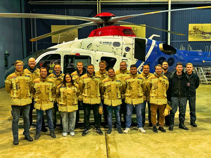 Feuerwehr Huntlosen besucht Polizeihubschrauber in Rastede!