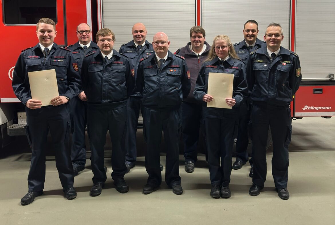 Jahresdienstbesprechung der Feuerwehr Iserlohn: Erfolge und Ehrungen gefeiert!