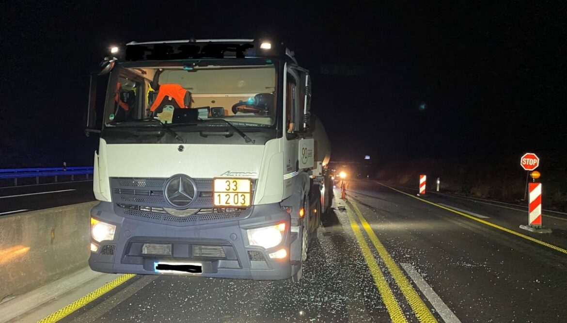 LKW-Fahrer mit 2,1 Promille: Unfallflucht auf der B10 sorgt für Schock!