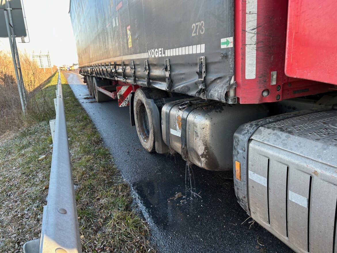 Lkw-Unfall auf der BAB65: Tank aufgerissen, Diesel überall!