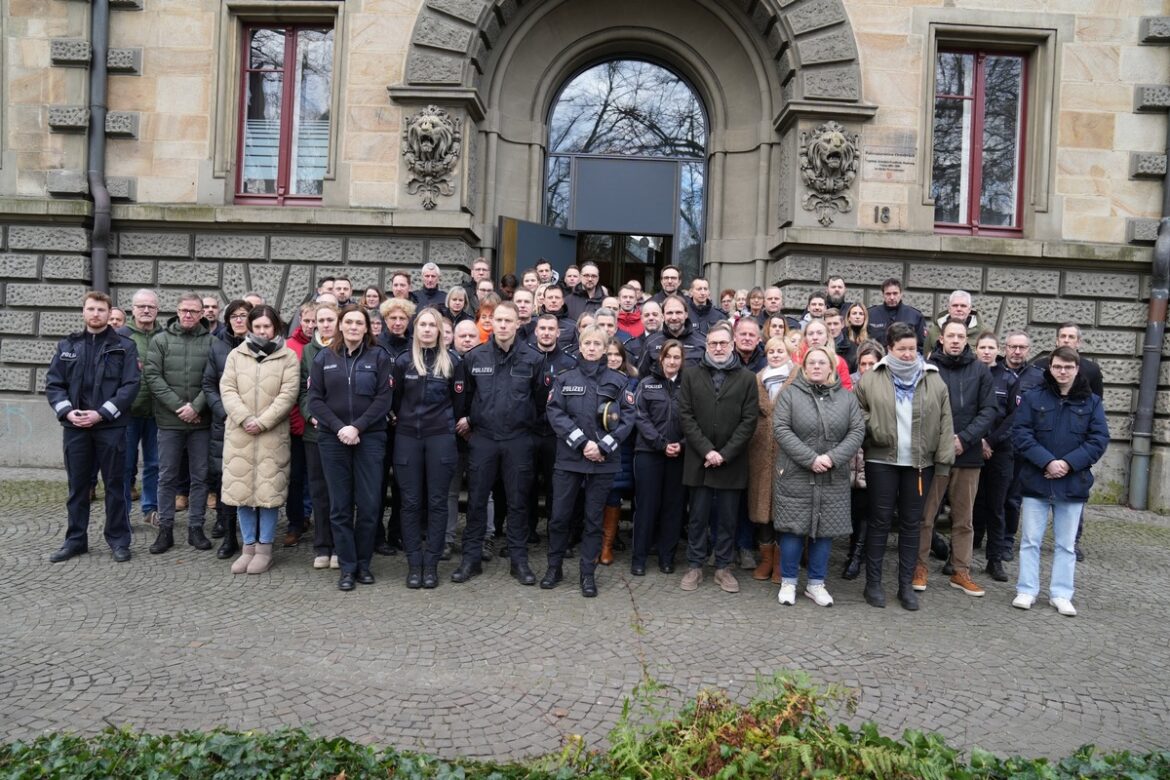 Osnabrücker Polizei gedenkt verstorbenem Kollegen aus Sachsen