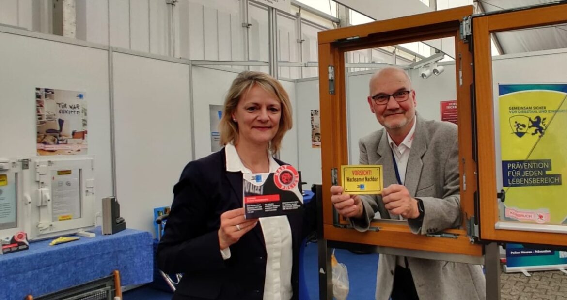 Polizei informiert auf Baumesse: Sicherheitstipps für Ihr Zuhause!