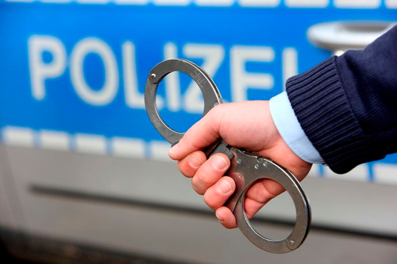 Polizei schnappt zwei Diebe: Versuchter Verkauf gestohlener Bohrmaschine!