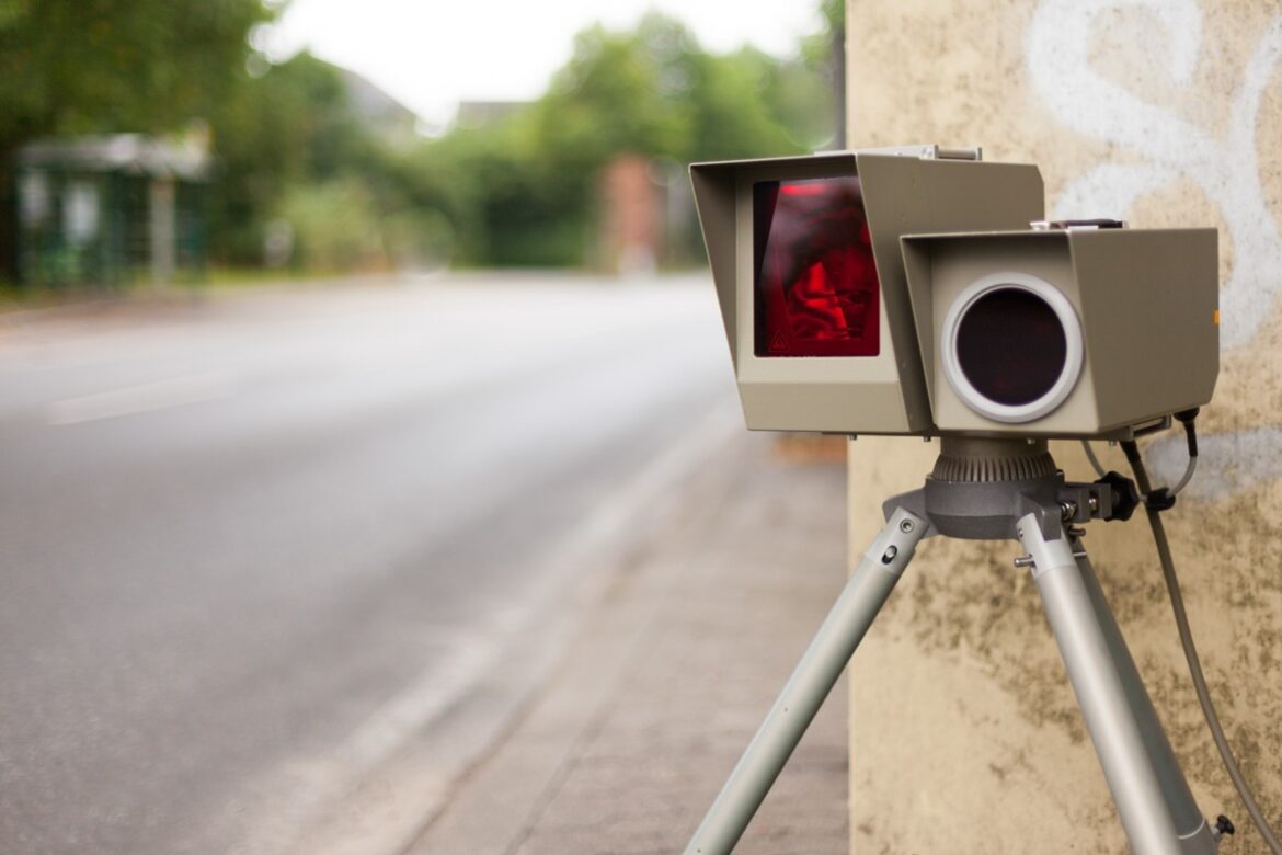 Radarblitz in Ratingen: Nur 33 Raser auf Kölner Straße entdeckt!