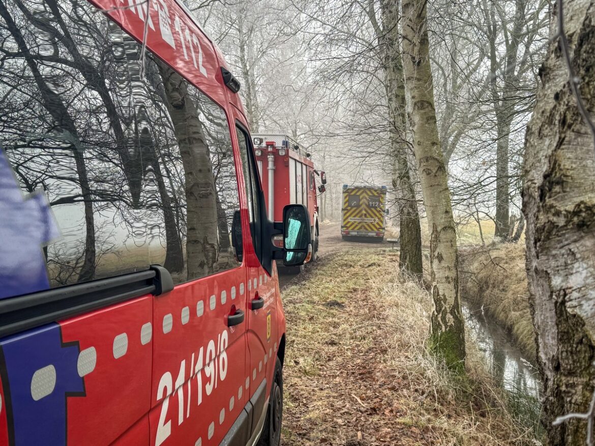 Rettungsaktion im Wald: Feuerwehr Flotwedel rettet verletzten Patienten!