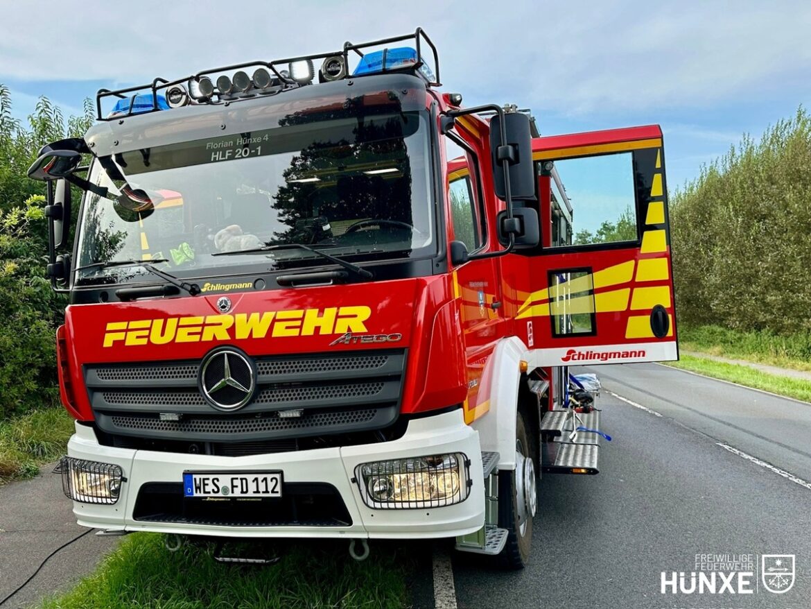 Rohrbruch in Krudenburg: Feuerwehr Hünxe im Einsatz gegen Wasserschaden