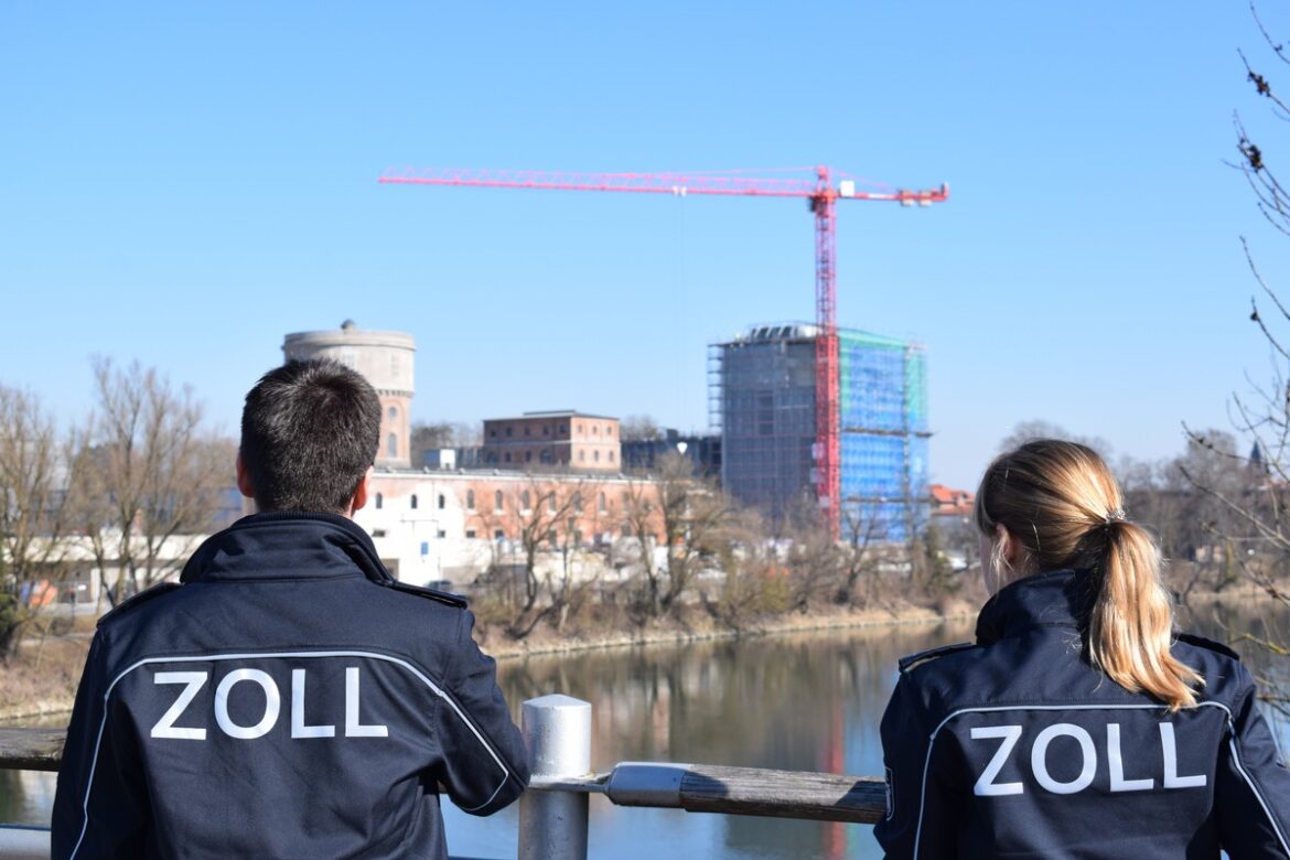 Zollkontrolle in Kempten: Illegale Arbeiter auf Baustelle entdeckt!