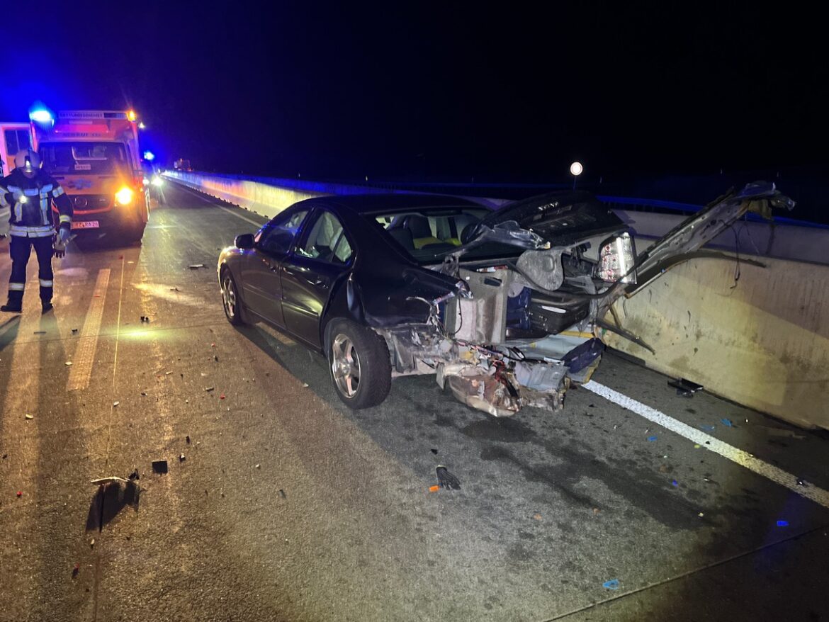 Alkoholisierter Fahrer verursacht schweren Unfall auf der A9 bei Schleiz