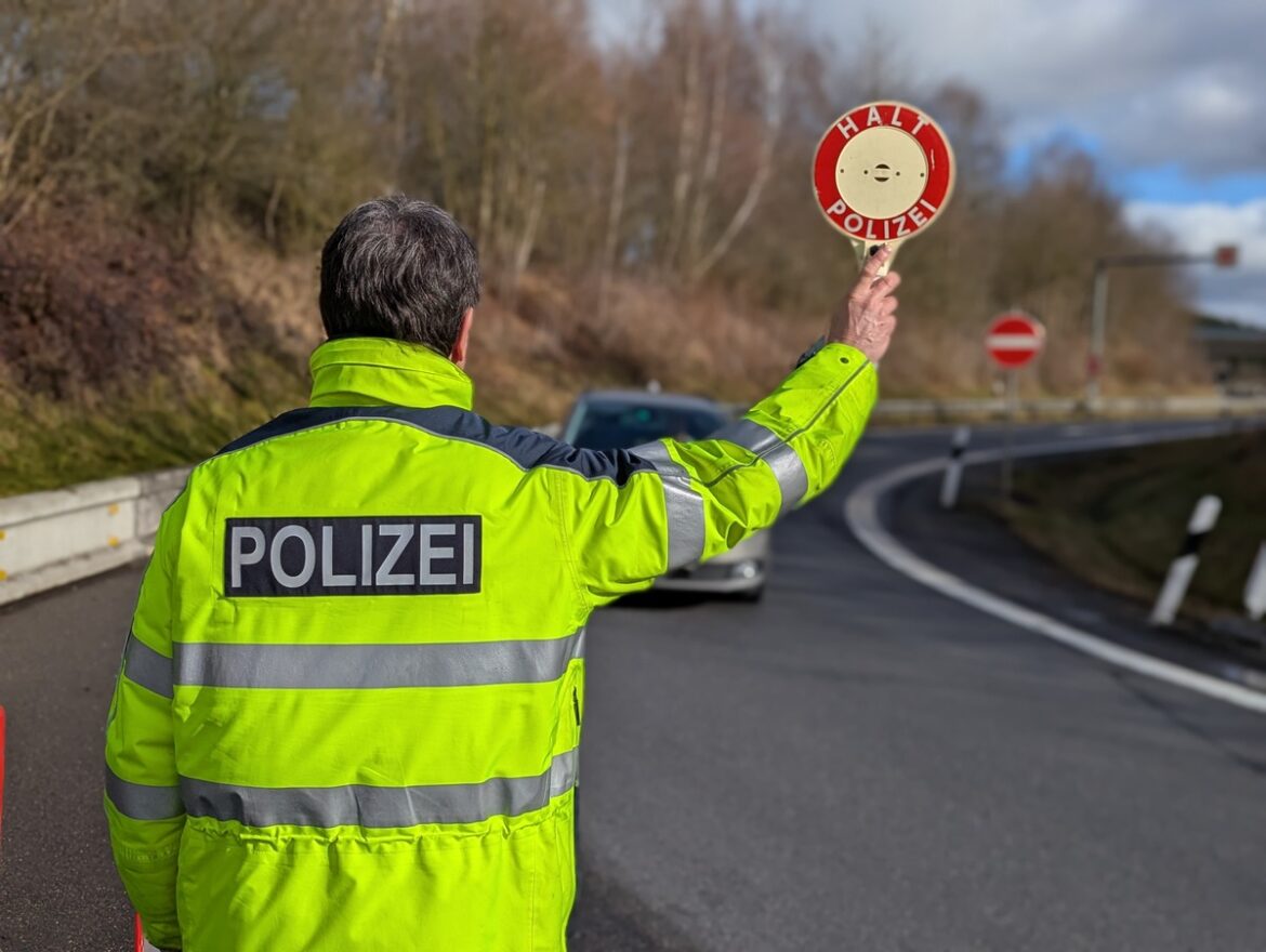 Bundespolizei Waidhaus: Haftbefehle bei Grenzkontrollen vollstreckt!