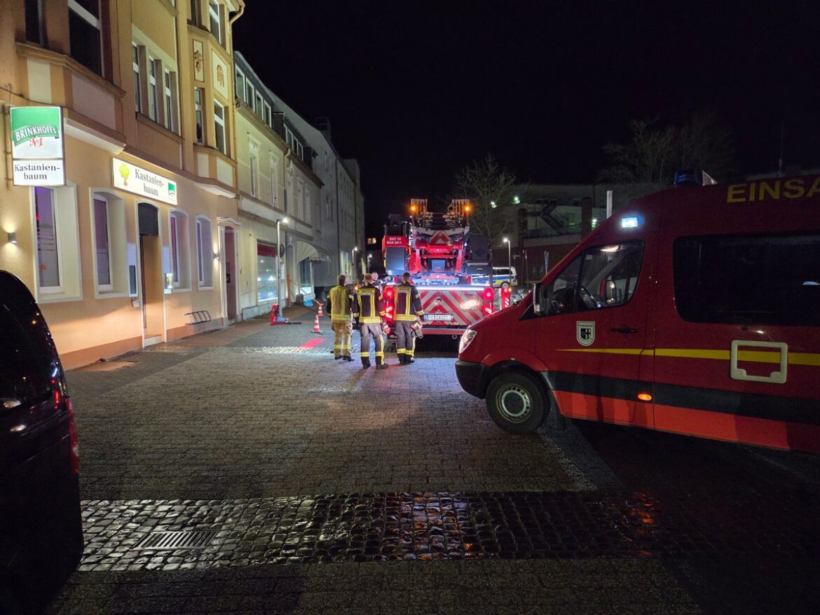 Buttersäure-Alarm in Datteln: Feuerwehr rückt wegen Übelkeit aus!