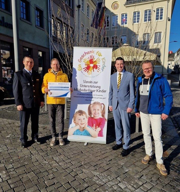 Großes Benefizkonzert in Prüm: 3.459 Euro für Kinder gespendet!