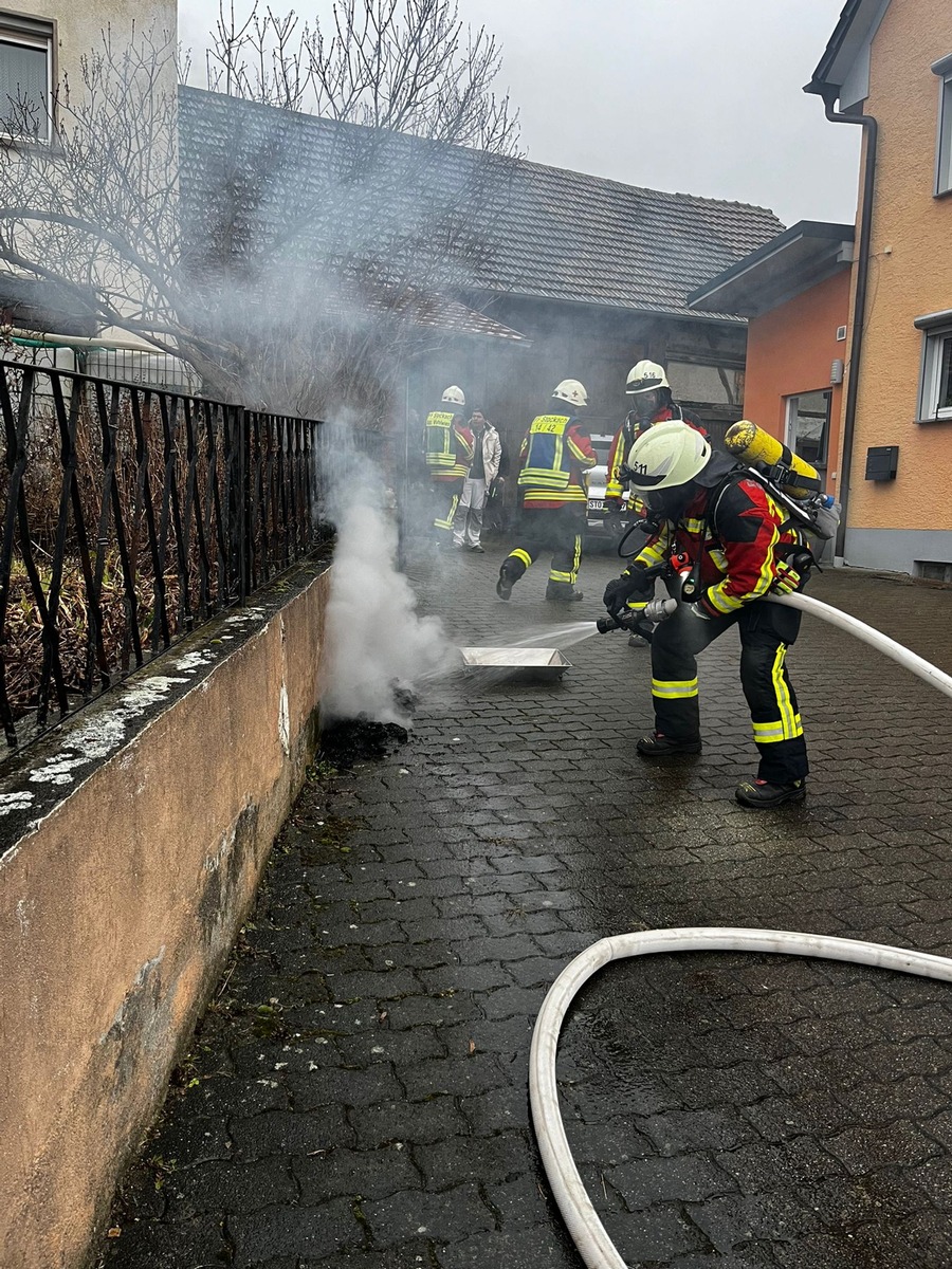 Kaminbrand in Wahlwies: Feuerwehr Stockach schnell im Einsatz!