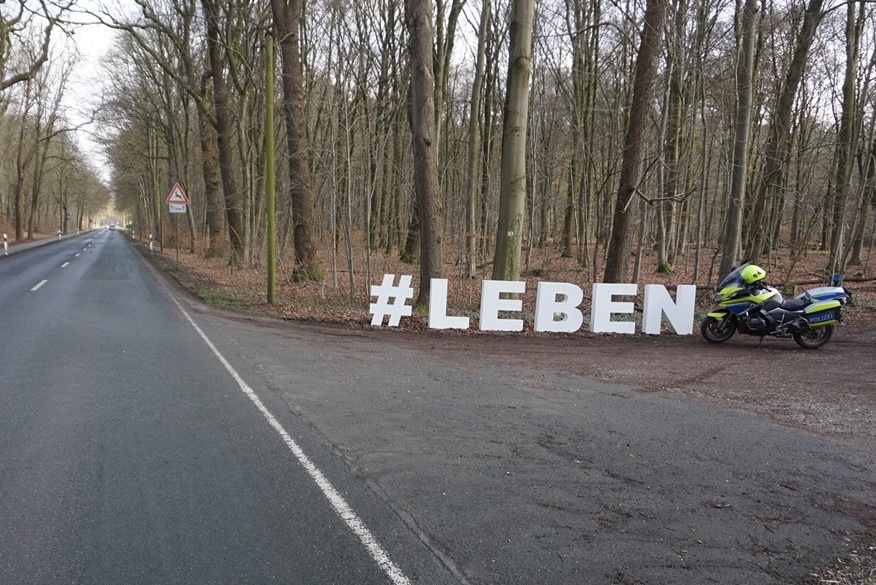 Kleve: Polizei sorgt mit  #LEBEN  für mehr Sicherheit im Verkehr!