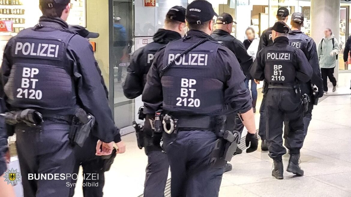 München bereitet sich vor: 250 Polizisten schützen Sicherheitskonferenz!