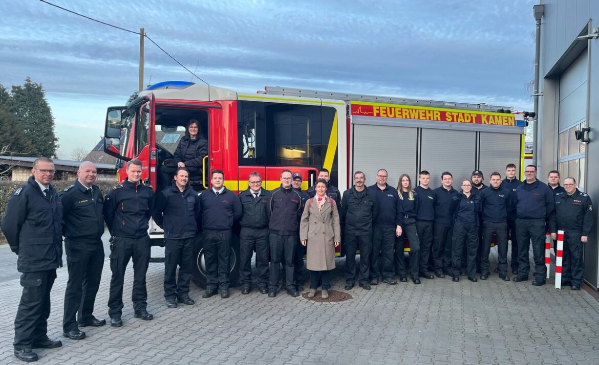 Neues Feuerwehrfahrzeug für Kamen-Methler: Rettung mit modernster Technik!