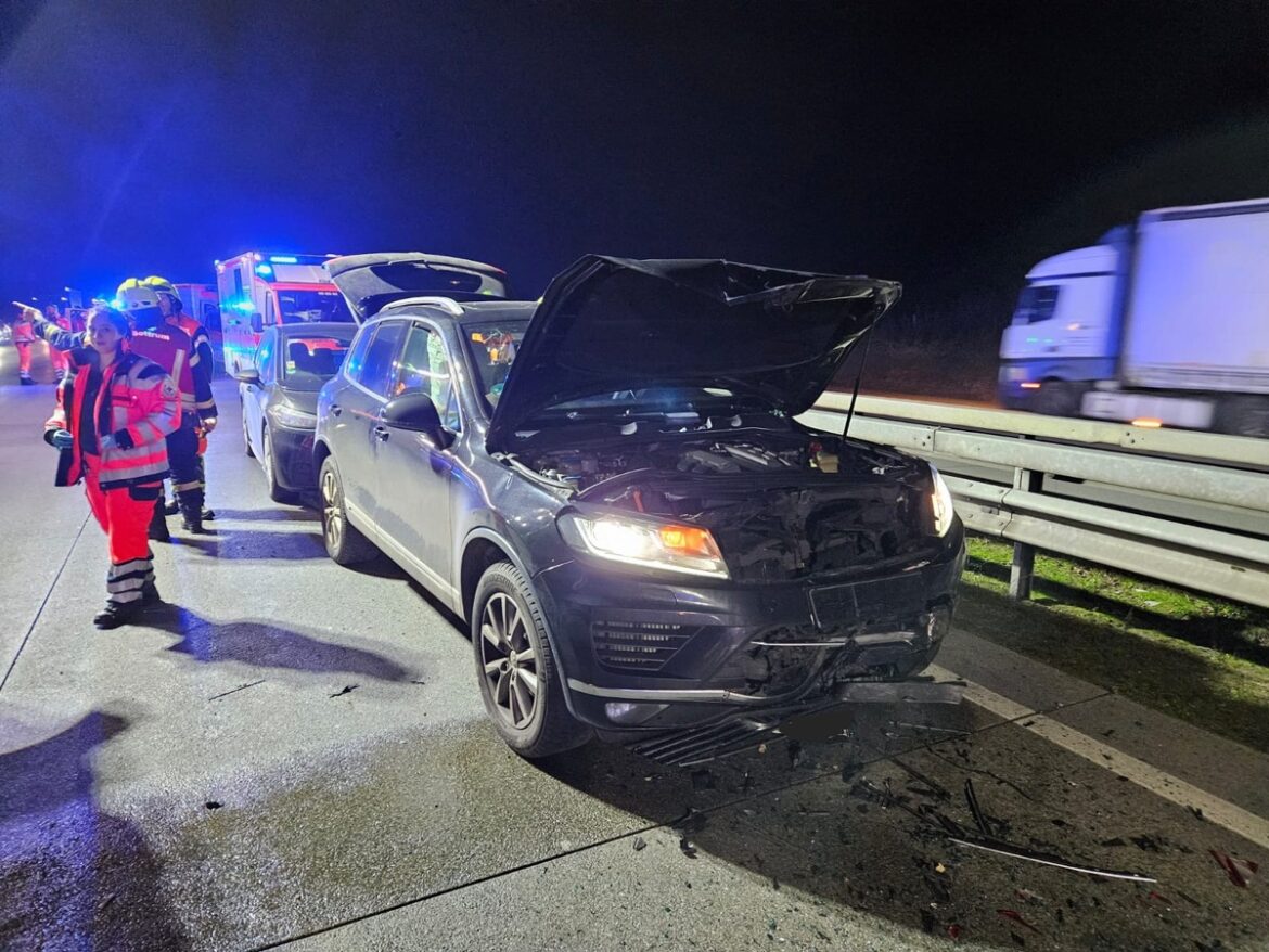 Schock auf A1: Zehn Rettungskräfte bei großem Verkehrsunfall im Einsatz!