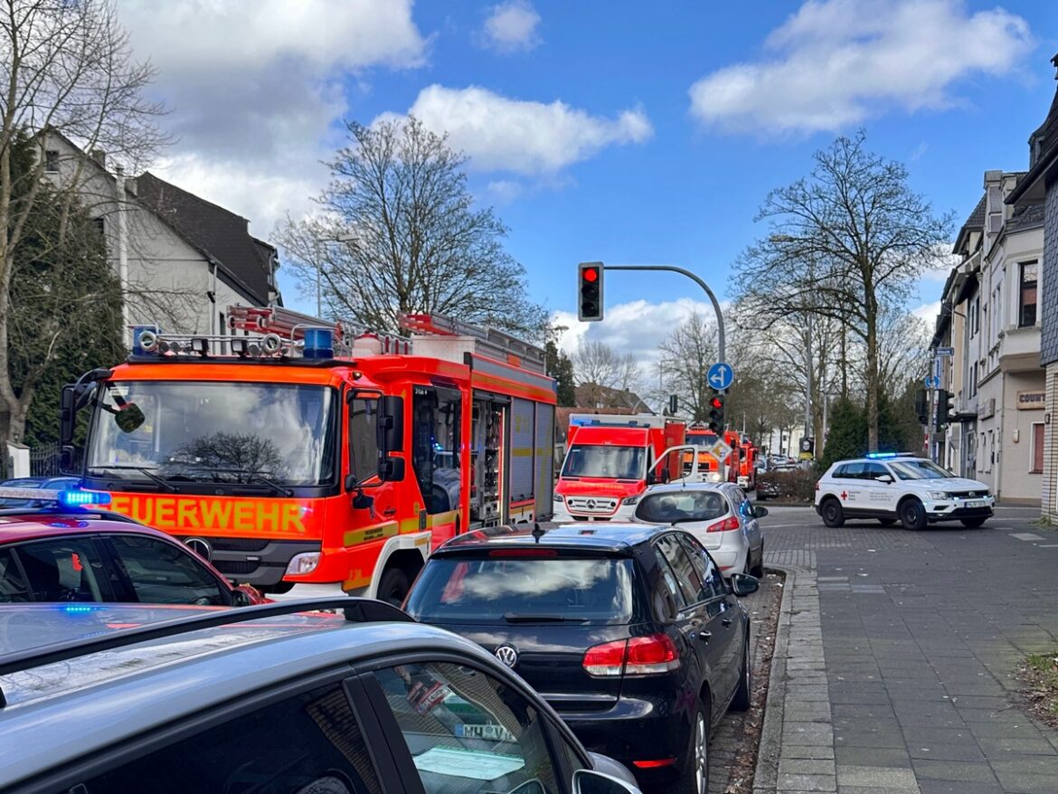 Schwerer Unfall an U-Bahn-Station: Mann eingeklemmt und schwer verletzt!