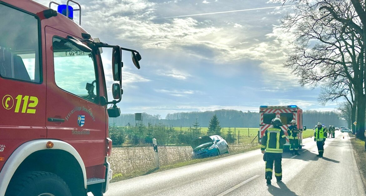 Verkehrsunfall auf L3: Fahrer erleidet medizinischen Notfall