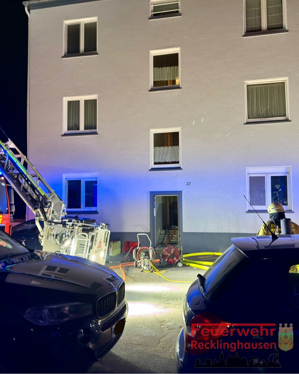 Wohnungsbrand in Recklinghausen: Glück im Unglück, niemand verletzt!