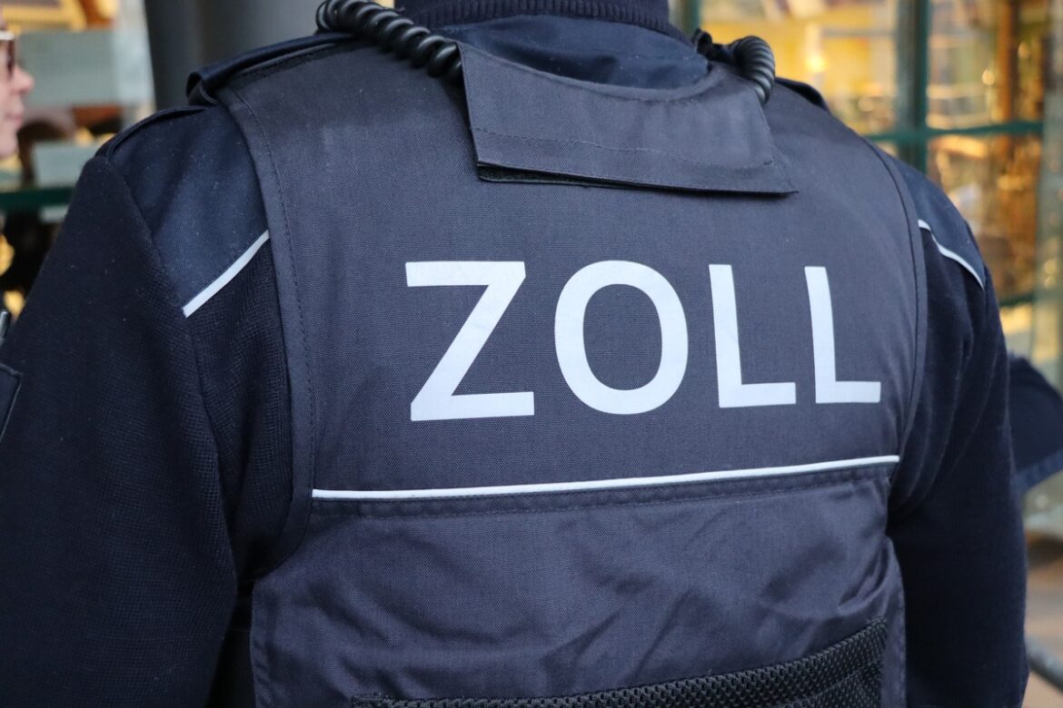 Zoll entdeckt illegale E-Zigaretten und Snus in Gütersloh-Kiosk!