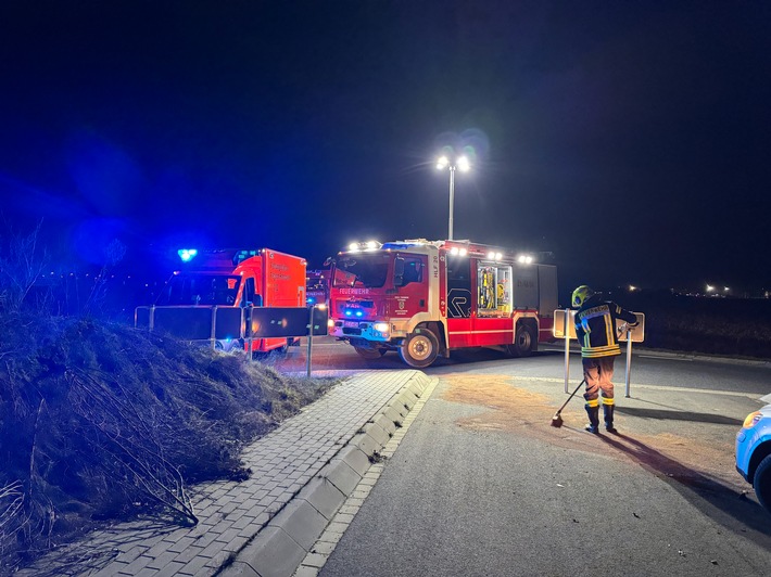 PKW-Unfall in Eicklingen: Feuerwehr bewältigt gefährliche Ausbreitung!